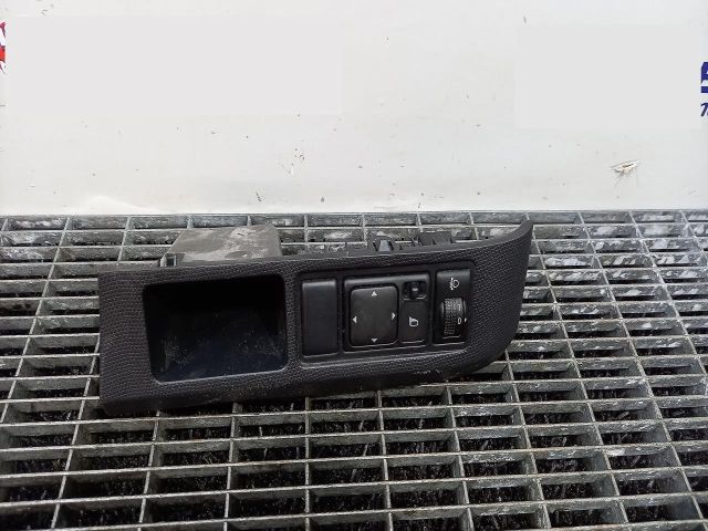 bontott NISSAN MICRA III Kapcsoló (Magában)