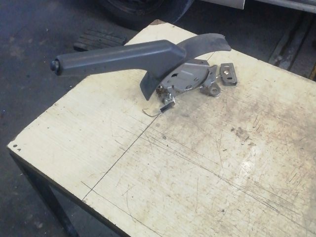 bontott NISSAN MICRA III Kézifék Kar