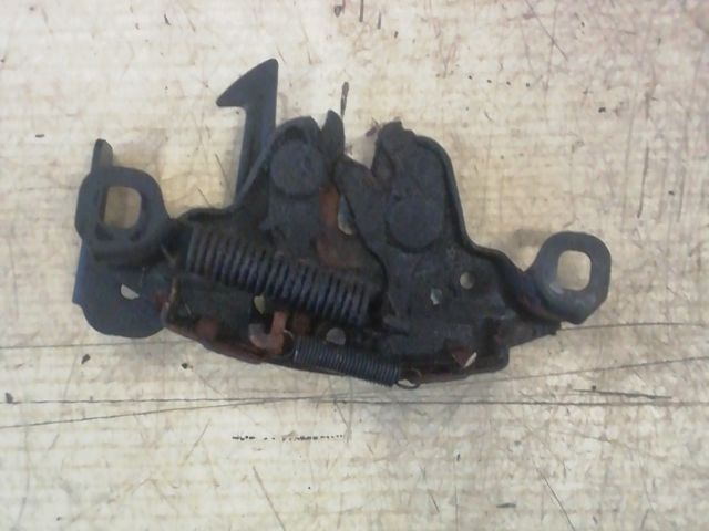 bontott NISSAN MICRA III Motorháztető Zárszerkezet