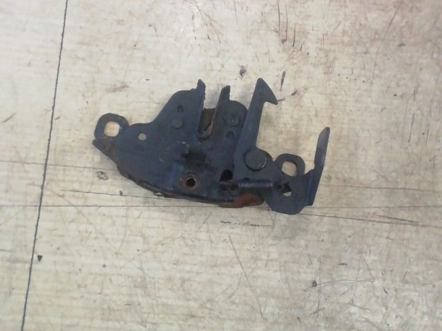 bontott NISSAN MICRA III Motorháztető Zárszerkezet