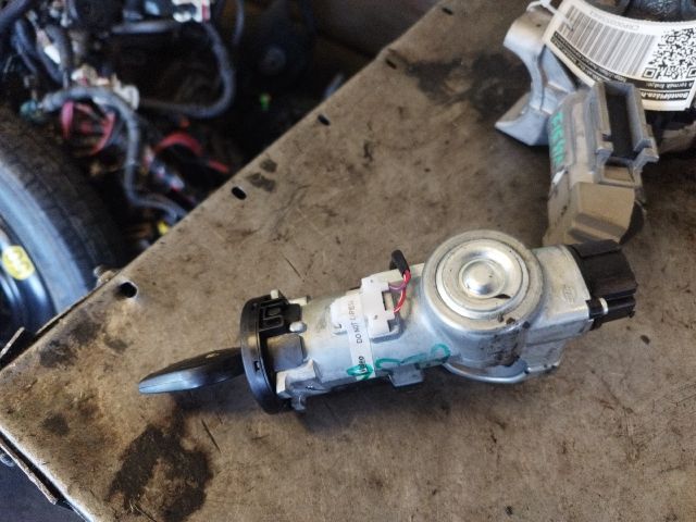 bontott NISSAN MICRA IV Gyújtáskapcsoló Házzal