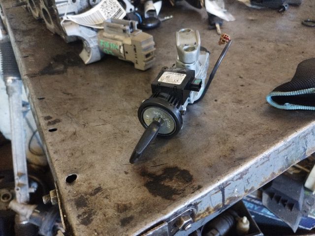 bontott NISSAN MICRA IV Gyújtáskapcsoló Házzal