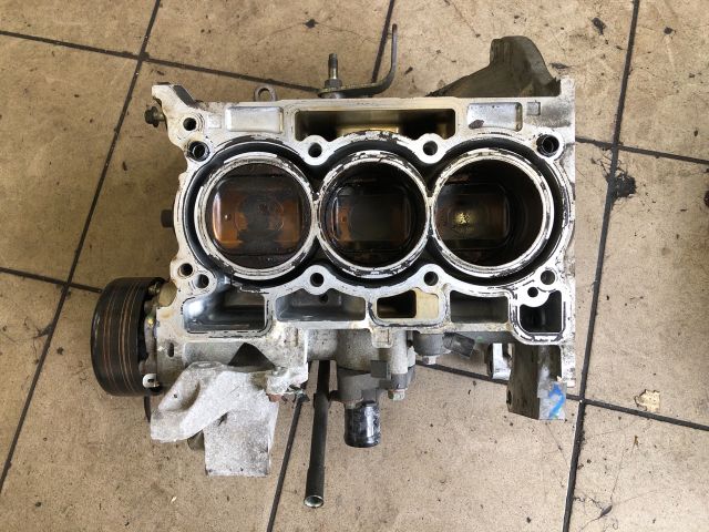 bontott NISSAN MICRA IV Motorblokk (Fűzött)