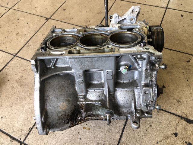 bontott NISSAN MICRA IV Motorblokk (Fűzött)