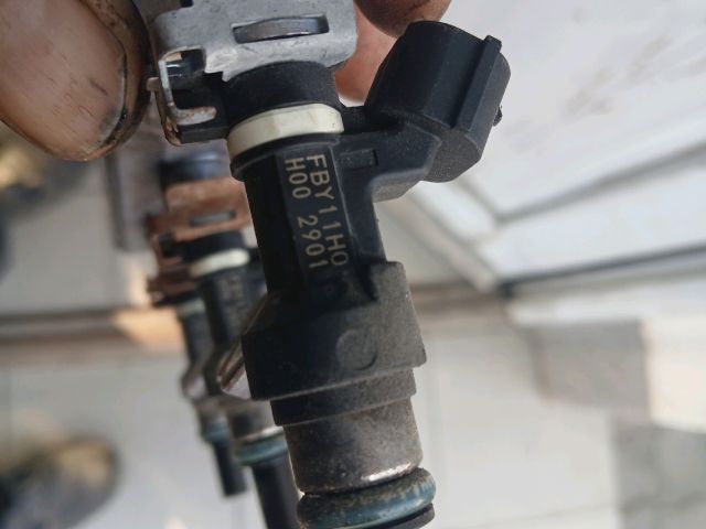 bontott NISSAN MICRA IV Porlasztó Sor / Híd