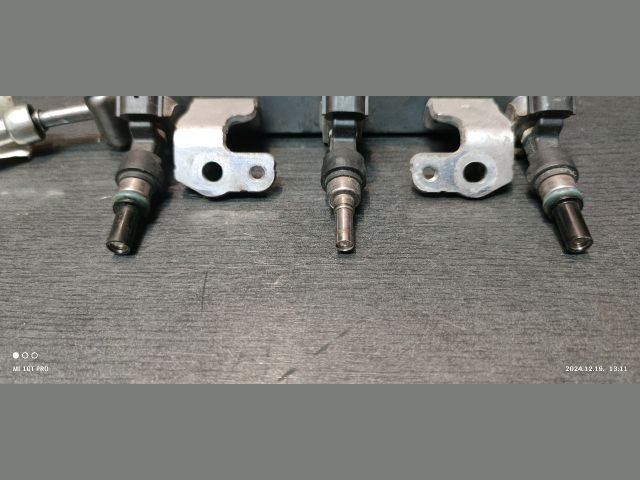 bontott NISSAN MICRA IV Porlasztó Sor / Híd