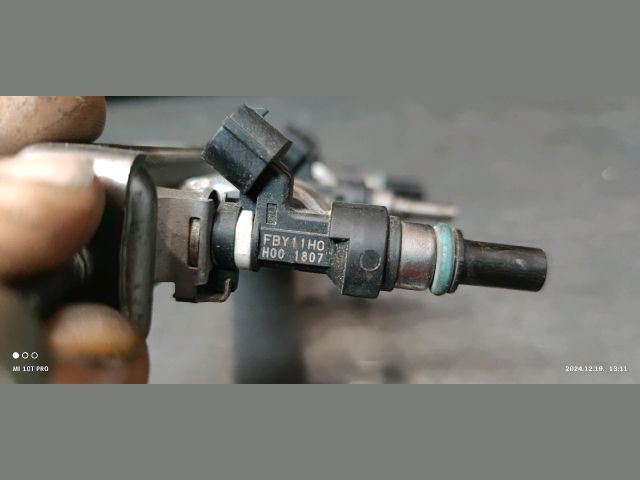 bontott NISSAN MICRA IV Porlasztó Sor / Híd