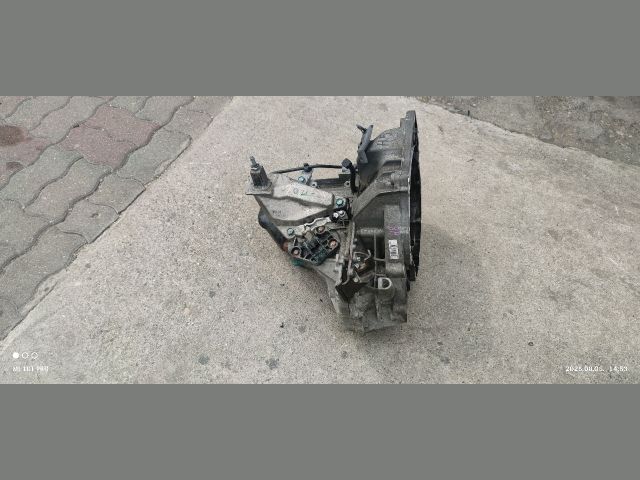 bontott NISSAN MICRA IV Váltó (Mechanikus)