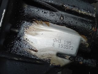 bontott NISSAN MICRA IV Váltó (Mechanikus)