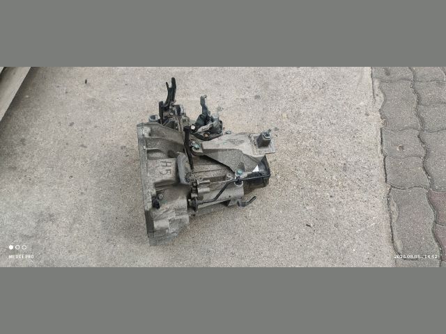 bontott NISSAN MICRA IV Váltó (Mechanikus)