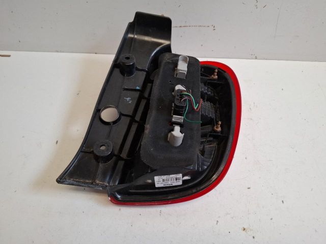 bontott NISSAN MICRA IV Bal Hátsó Lámpa