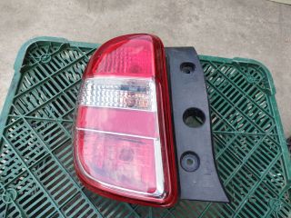 bontott NISSAN MICRA IV Bal Hátsó Lámpa
