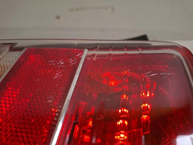 bontott NISSAN MICRA IV Bal Hátsó Lámpa