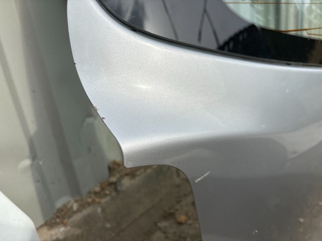 bontott NISSAN MICRA IV Csomagtérajtó (Részeivel)