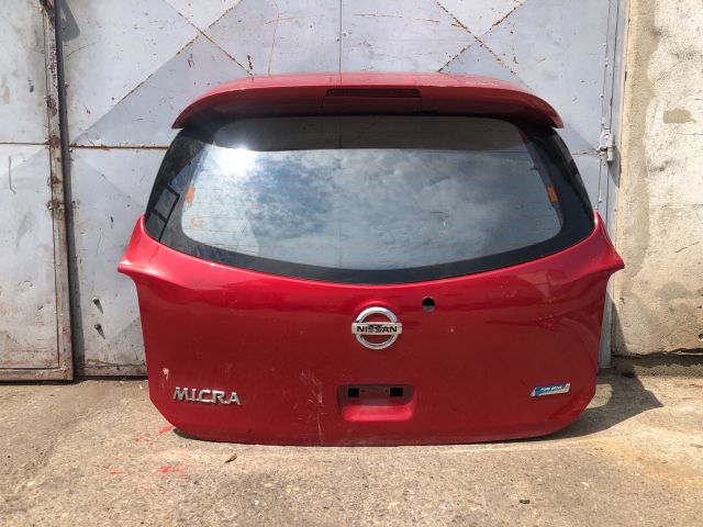 bontott NISSAN MICRA IV Csomagtérajtó (Részeivel)