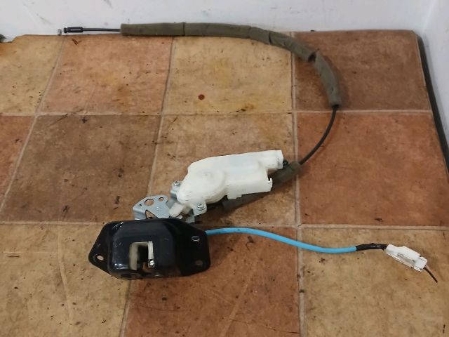 bontott NISSAN MICRA IV Csomagtérajtó Zárszerkezet