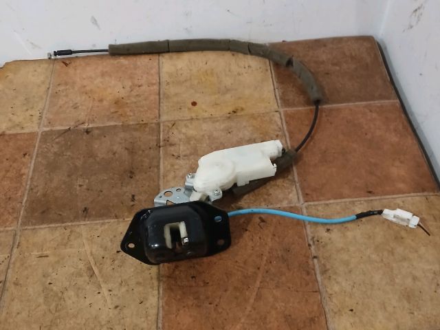 bontott NISSAN MICRA IV Csomagtérajtó Zárszerkezet