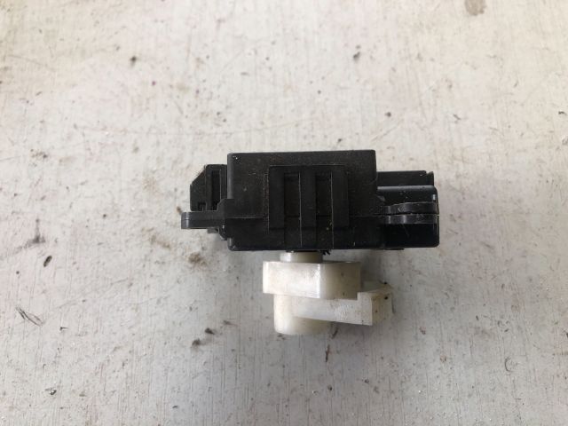 bontott NISSAN MICRA IV Fűtés Állító Motor