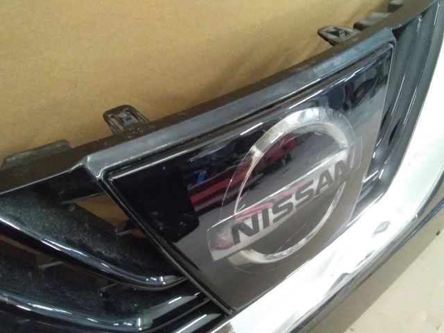 bontott NISSAN MICRA IV Hűtőrács