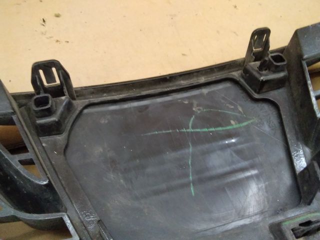 bontott NISSAN MICRA IV Hűtőrács