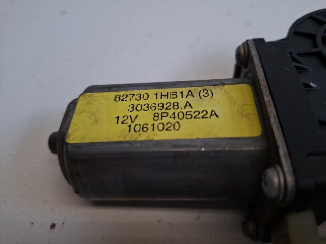 bontott NISSAN MICRA IV Jobb első Ablakemelő Motor