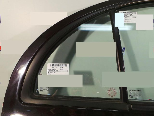 bontott NISSAN MICRA IV Jobb hátsó Fixüveg (Ajtóban)