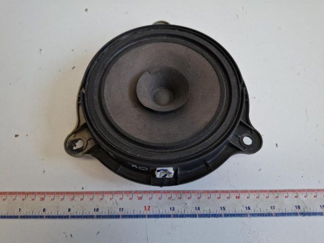 bontott NISSAN MICRA IV Jobb hátsó Hangszóró