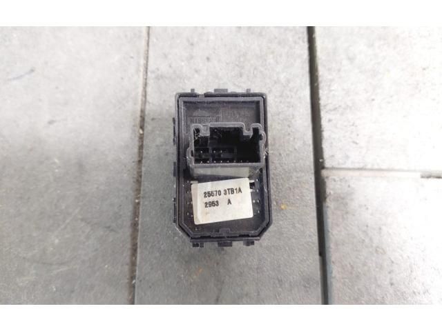 bontott NISSAN MICRA IV Tükör Kapcsoló