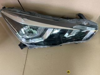 bontott NISSAN MICRA V Jobb Fényszóró