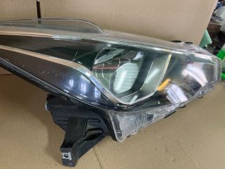 bontott NISSAN MICRA V Jobb Fényszóró