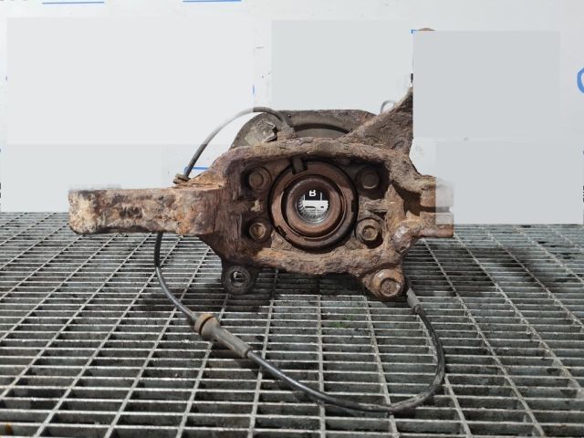 bontott NISSAN MURANO Jobb első Csonkállvány