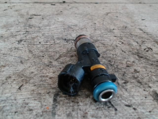 bontott NISSAN MURANO Porlasztó (1 db)