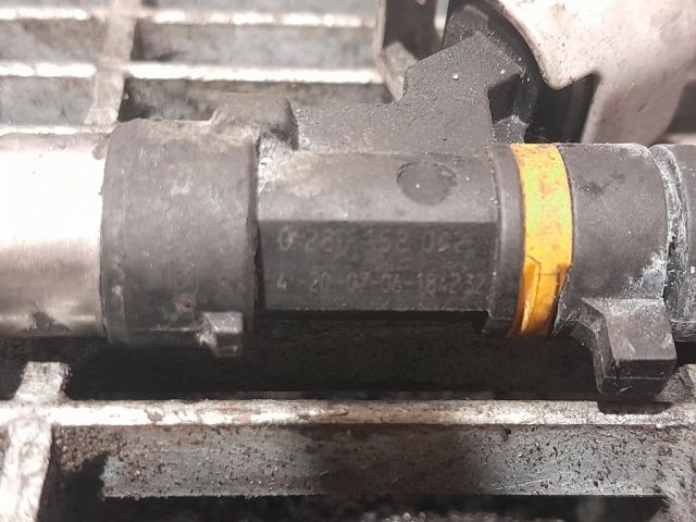 bontott NISSAN MURANO Porlasztó (1 db)