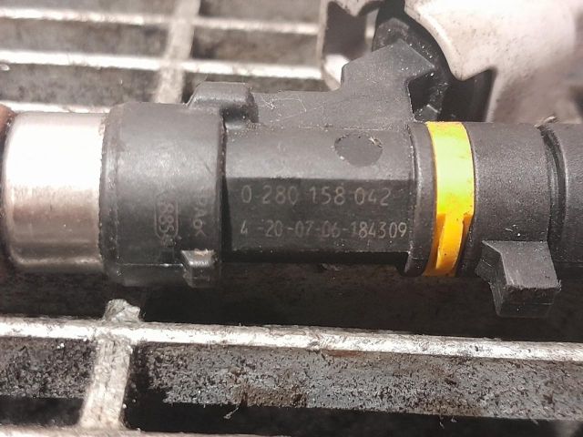 bontott NISSAN MURANO Porlasztó (1 db)