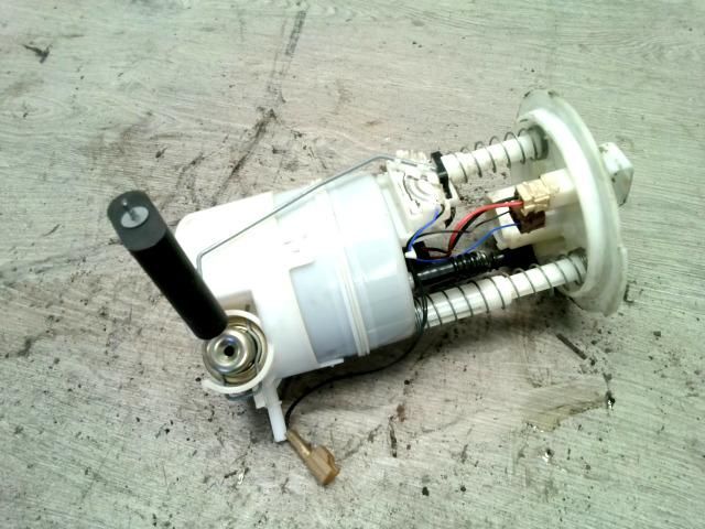 bontott NISSAN MURANO Üzemanyag Szivattyú