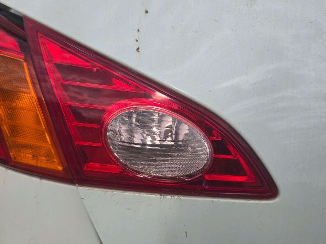 bontott NISSAN MURANO Bal Belső Hátsó Lámpa