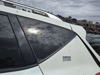 bontott NISSAN MURANO Bal C Oszlop Oldalablak Üveg