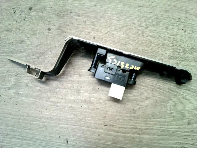 bontott NISSAN MURANO Bal hátsó Ablakemelő Kapcsoló