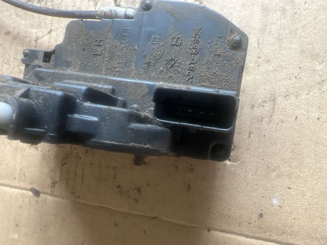 bontott NISSAN MURANO Bal hátsó Ajtózár