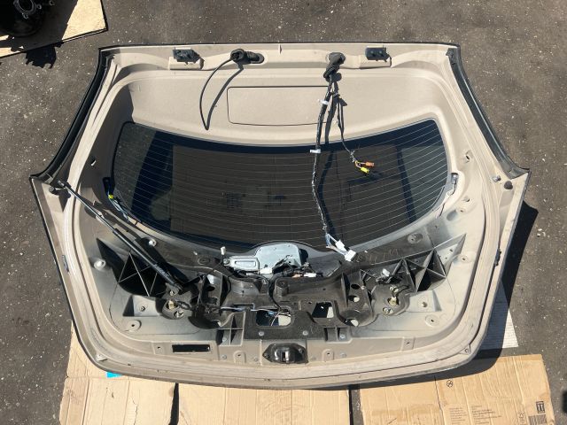 bontott NISSAN MURANO Csomagtérajtó (Üres lemez)