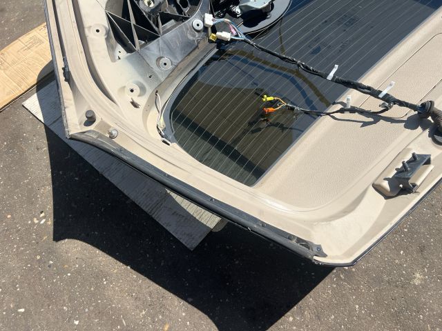 bontott NISSAN MURANO Csomagtérajtó (Üres lemez)