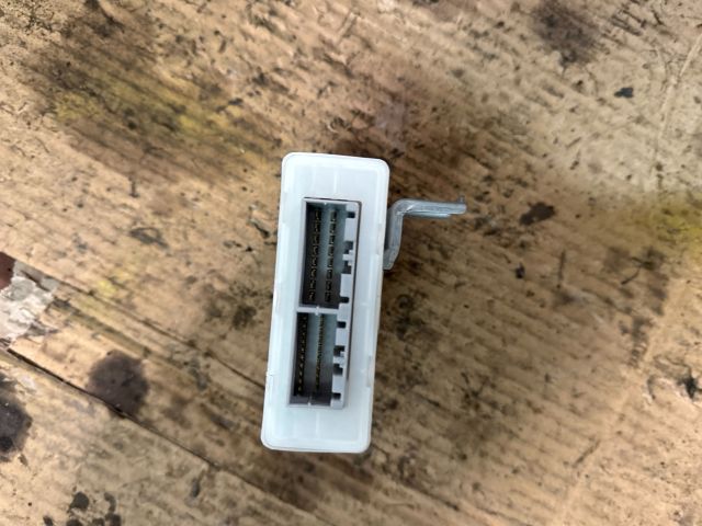 bontott NISSAN MURANO Elektronika (Magában)