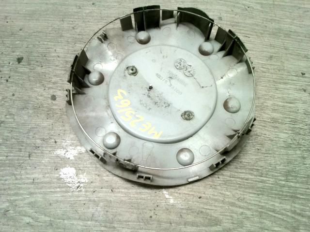 bontott NISSAN MURANO Felniközép (1 db)