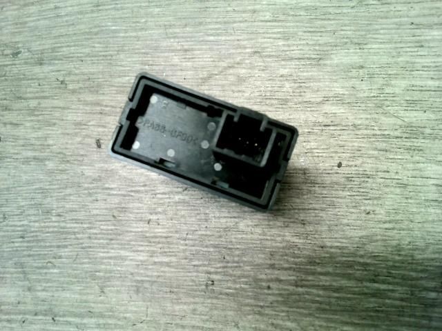 bontott NISSAN MURANO Fényszórómagasság Állító Kapcsoló