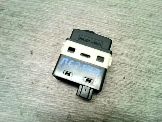 bontott NISSAN MURANO Fényszórómagasság Állító Kapcsoló