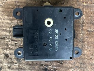 bontott NISSAN MURANO Fűtés Állító Motor