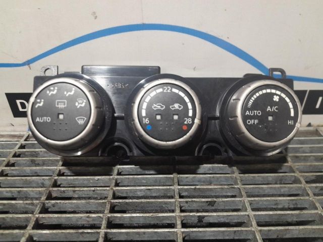 bontott NISSAN MURANO Fűtéskapcsoló