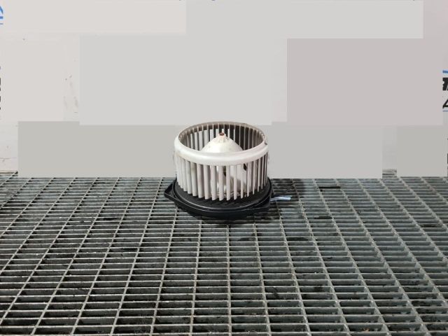 bontott NISSAN MURANO Fűtőmotor (Klímás)