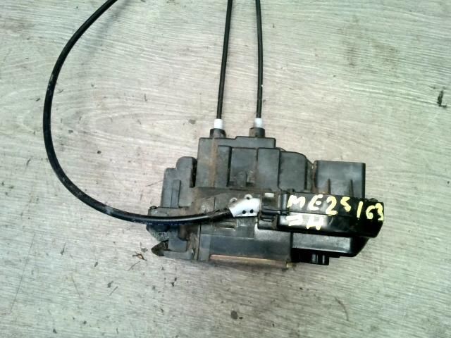 bontott NISSAN MURANO Jobb hátsó Ajtózár