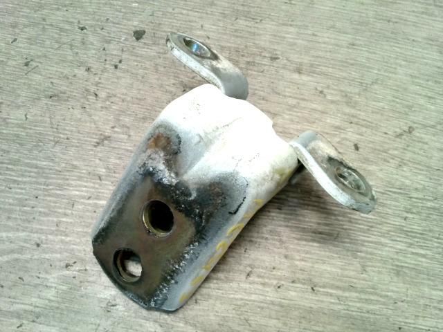 bontott NISSAN MURANO Jobb hátsó Alsó Zsanér